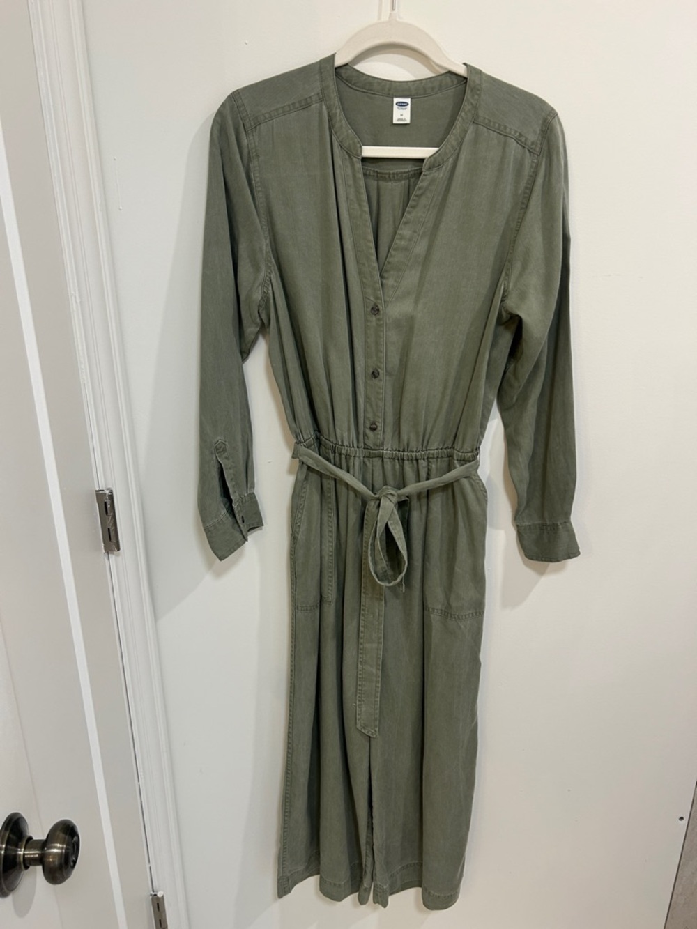 Old Navy Olive Green Wide-Leg Jumpsuit Women’s size medium Like New
